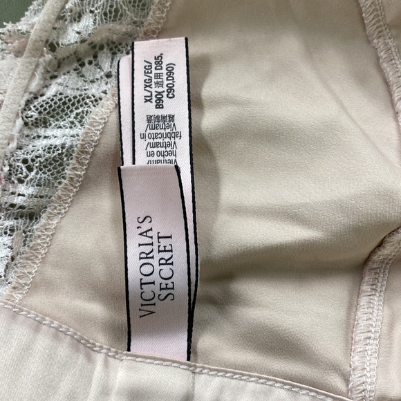 NWOT Victoria Secret bralette pale pink lace with satin line - Picture 7 of 7